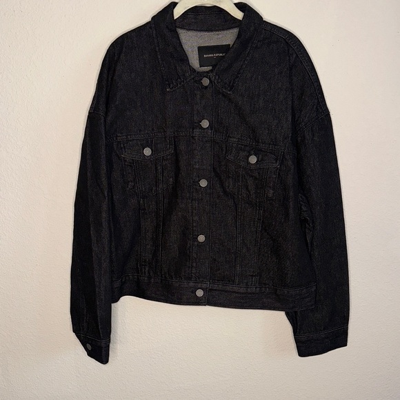 Banana Republic Jackets & Blazers - Banana Republic Black Jean Jacket